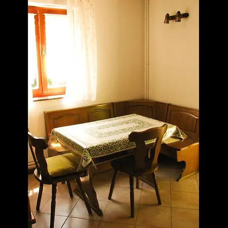Apartment Kastanienhaus